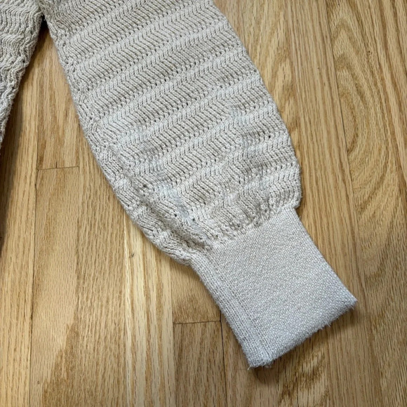 Rachel Zoe | Cream Knit V-Neck Pullover Long Sleeve Sweater with Banded Cuffs - Picture 6 of 6